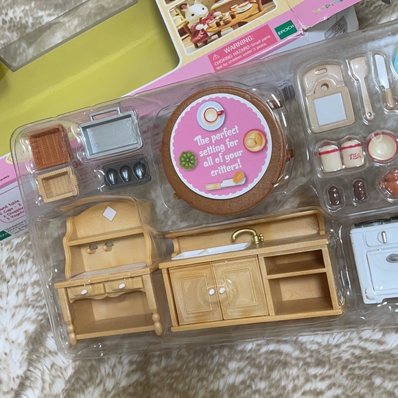 Calico Critters Deluxe Kitchen Set - Picture 6 of 7